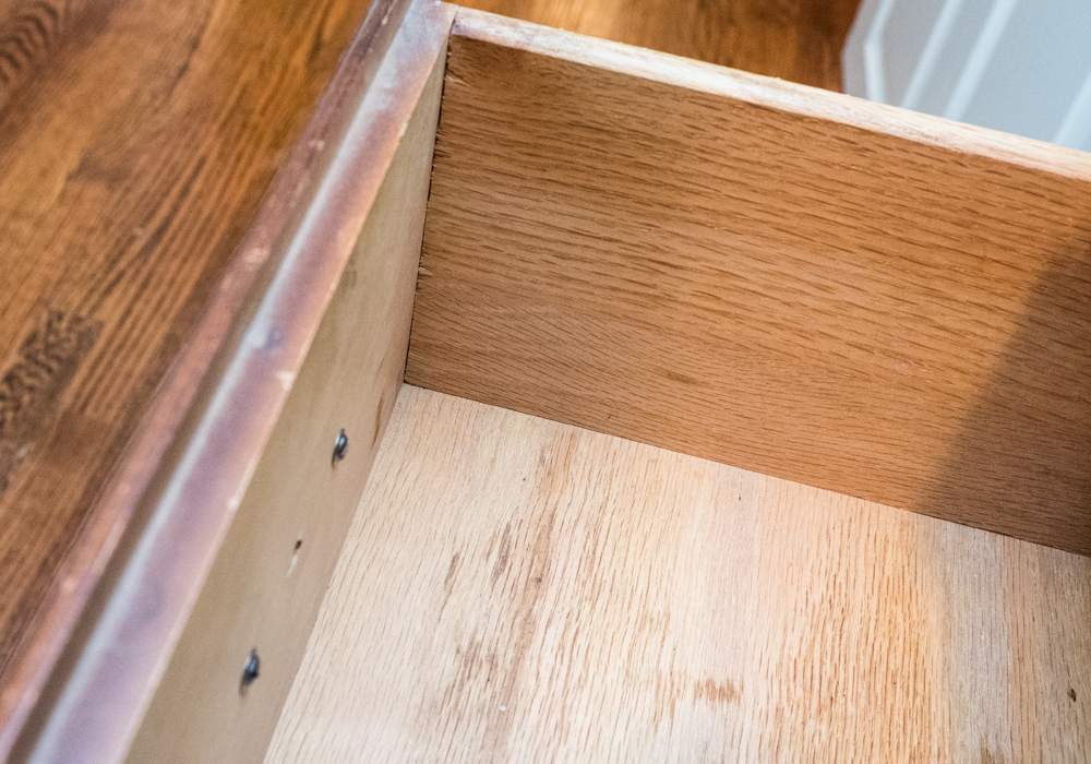 American Federal Style Chest of Drawers