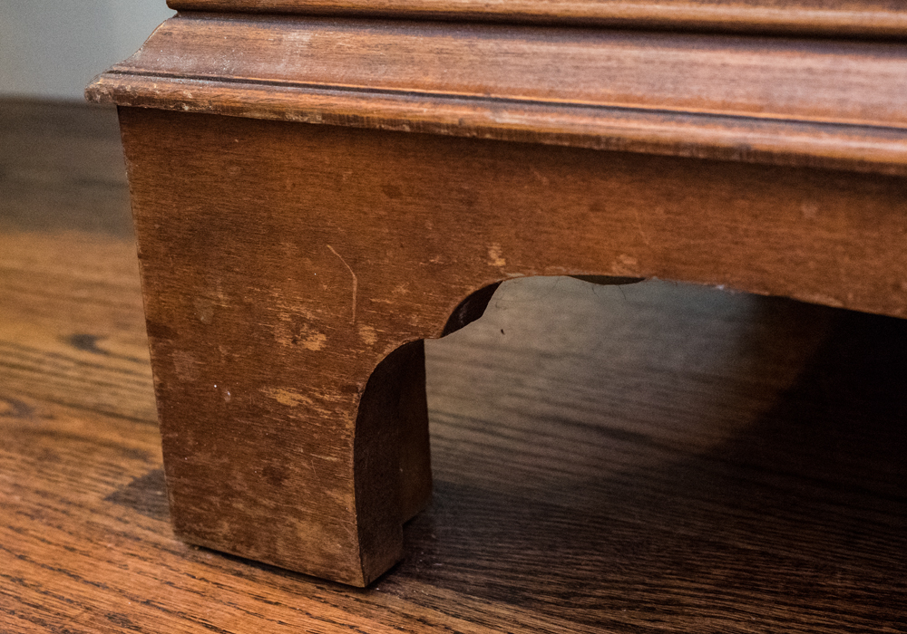 American Federal Style Chest of Drawers