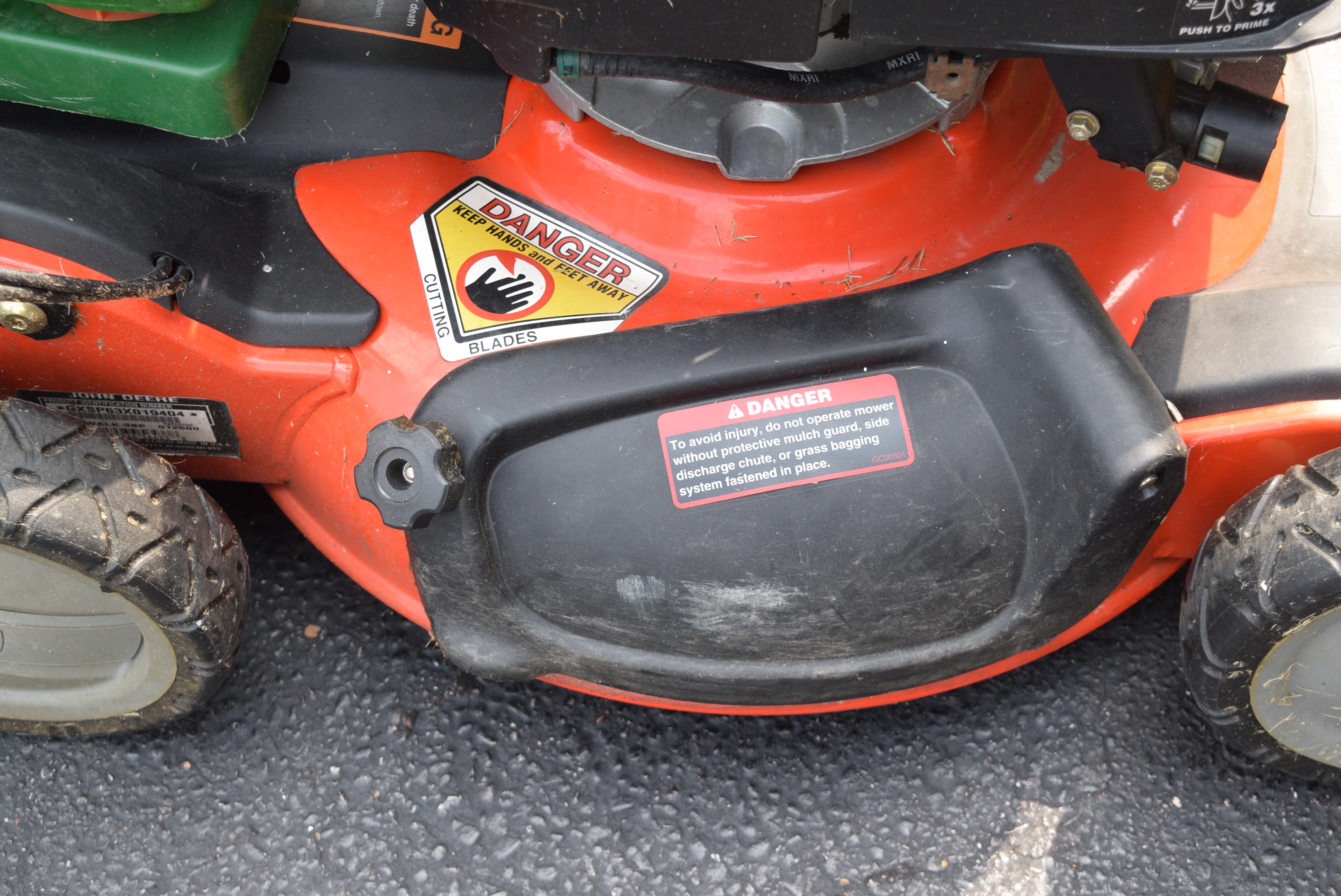 John Deere Scotts 3-In-1 Mulching Mower