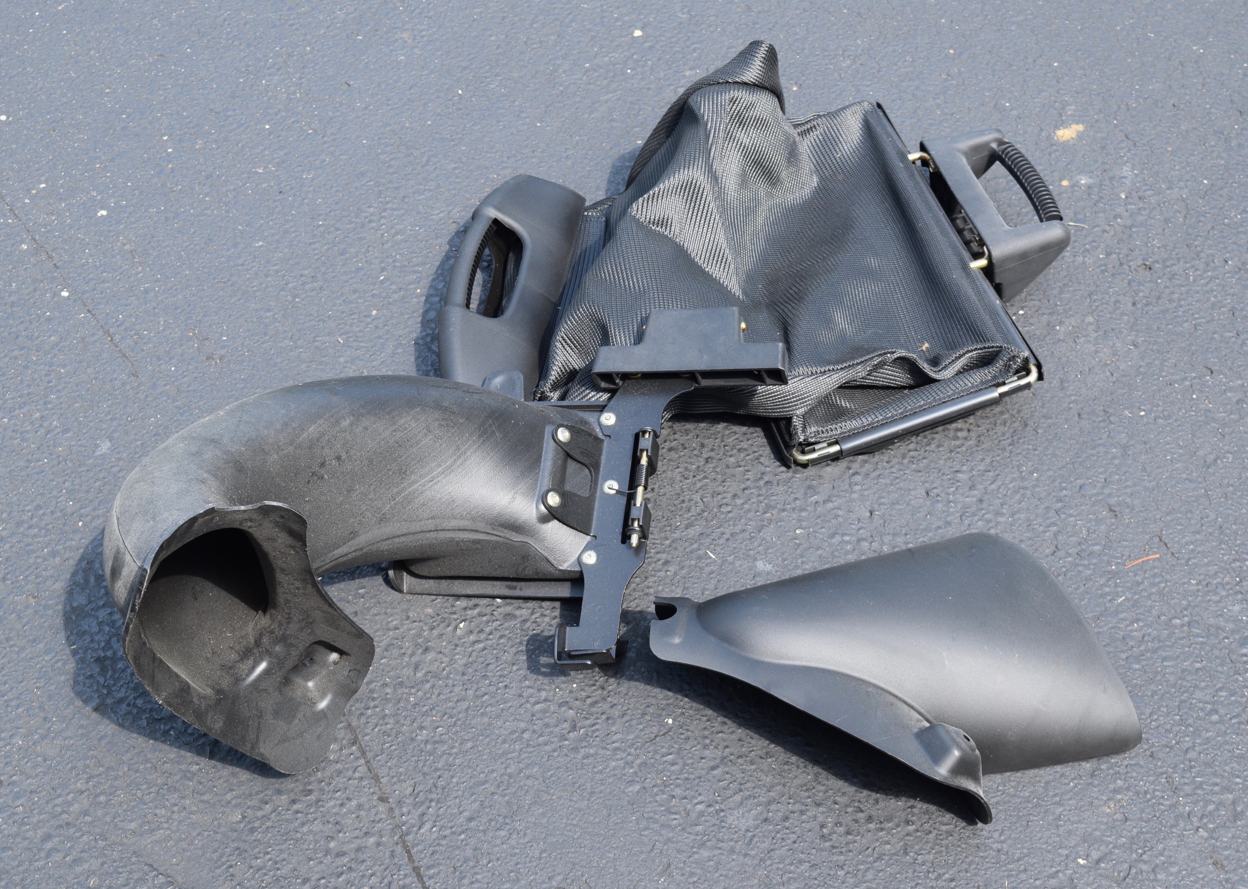 John Deere Scotts 3-In-1 Mulching Mower