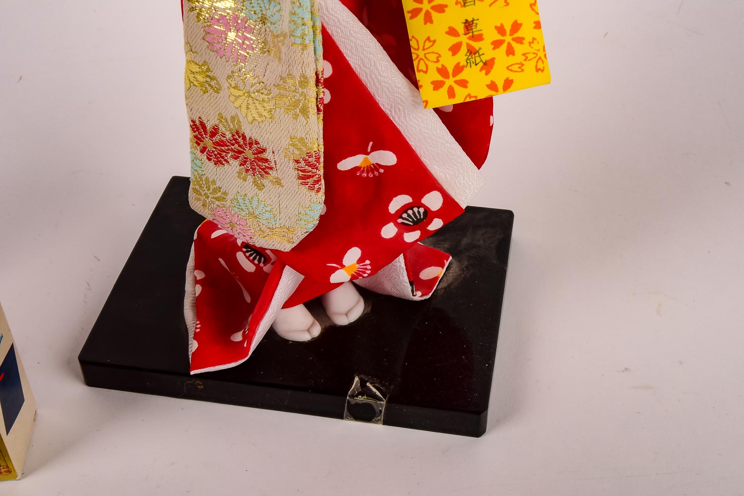 Japanese Decor and Collectibles