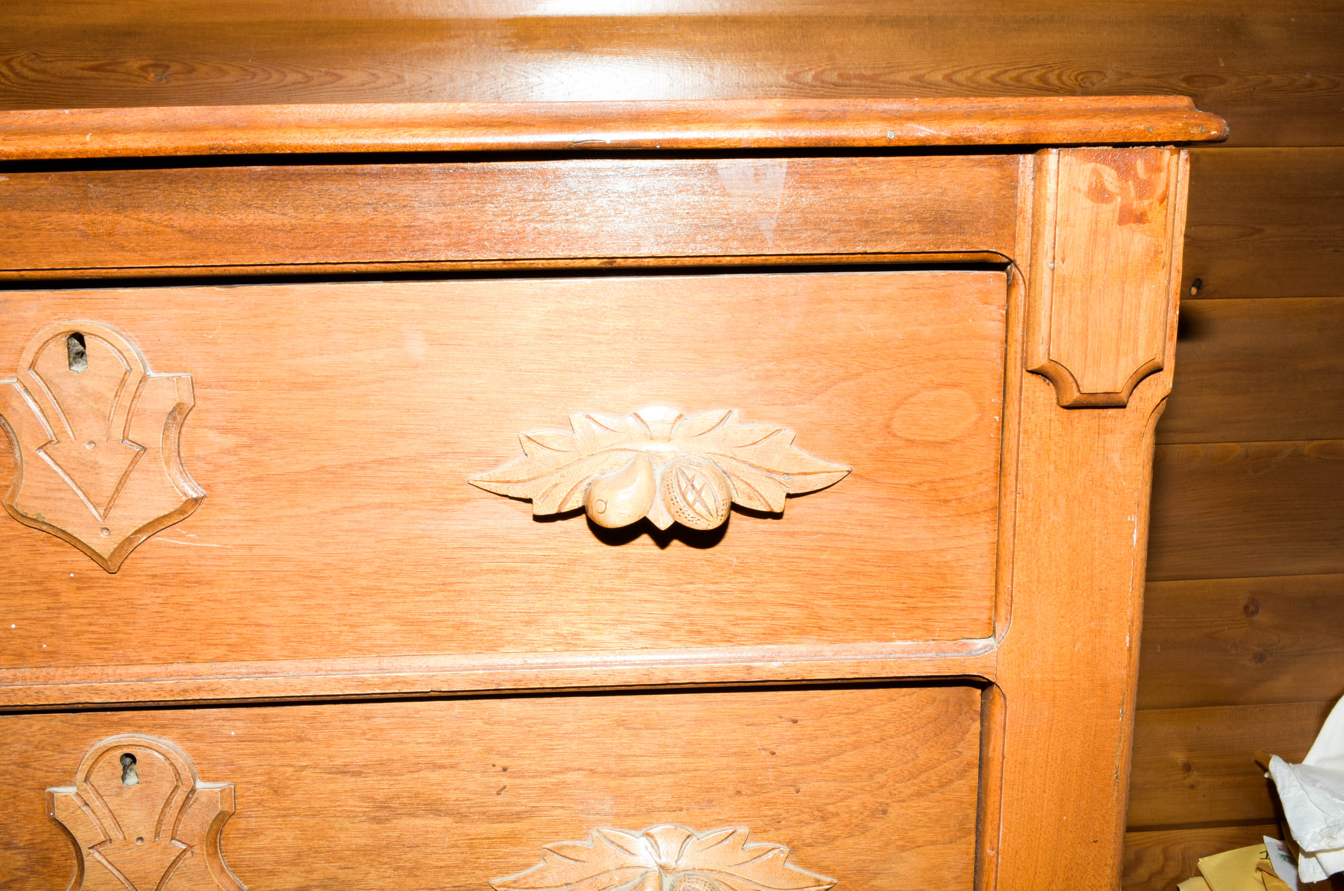 Antique Victorian Dresser