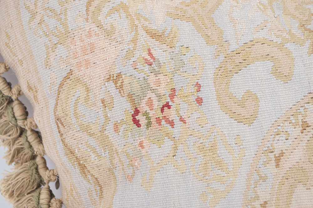 Set of Decorative Pillows