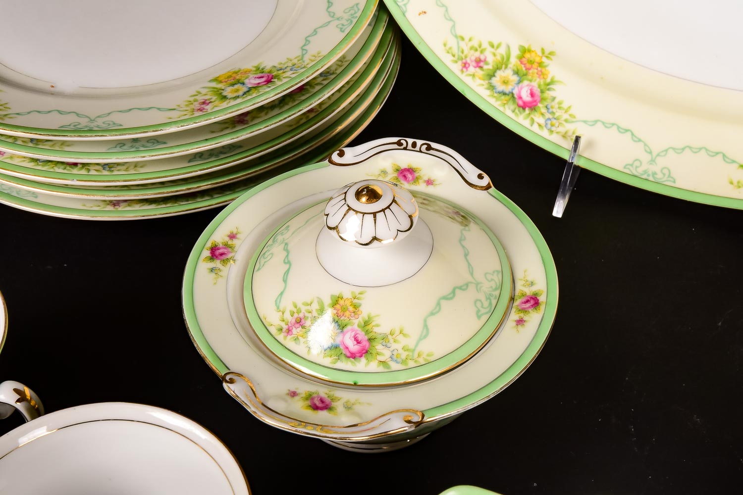Set of Grace China