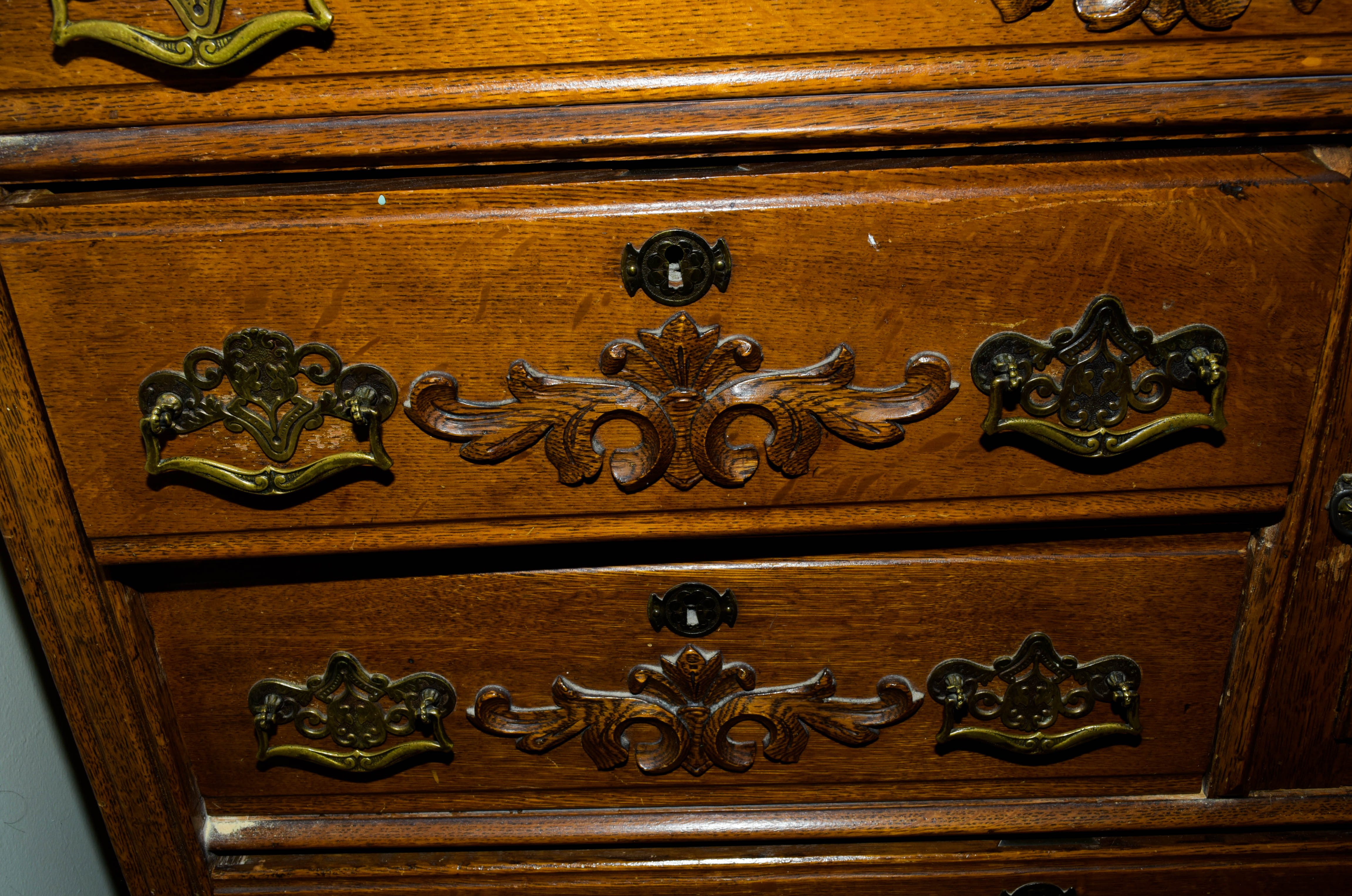 Antique Eastlake Chest of Drawers