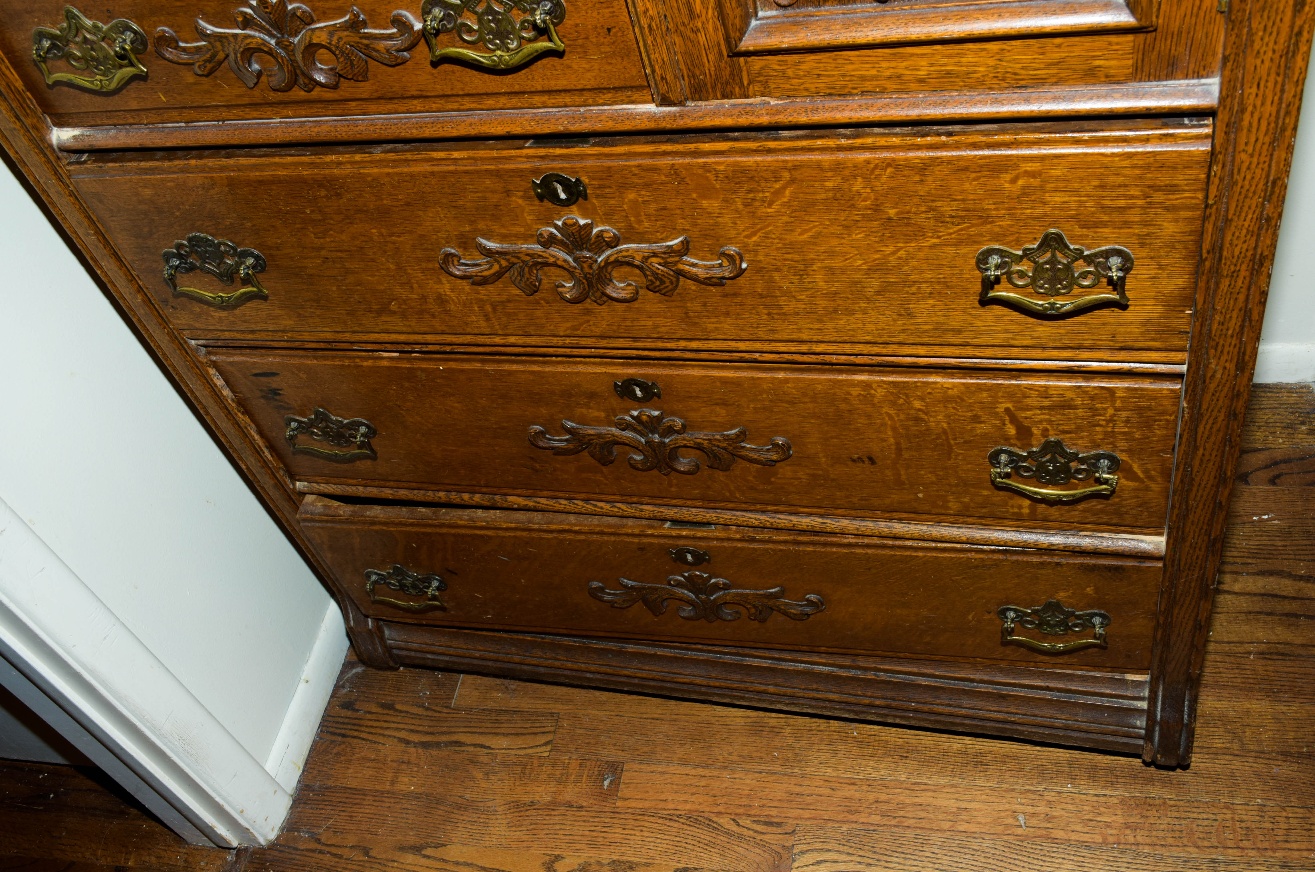 Antique Eastlake Chest of Drawers