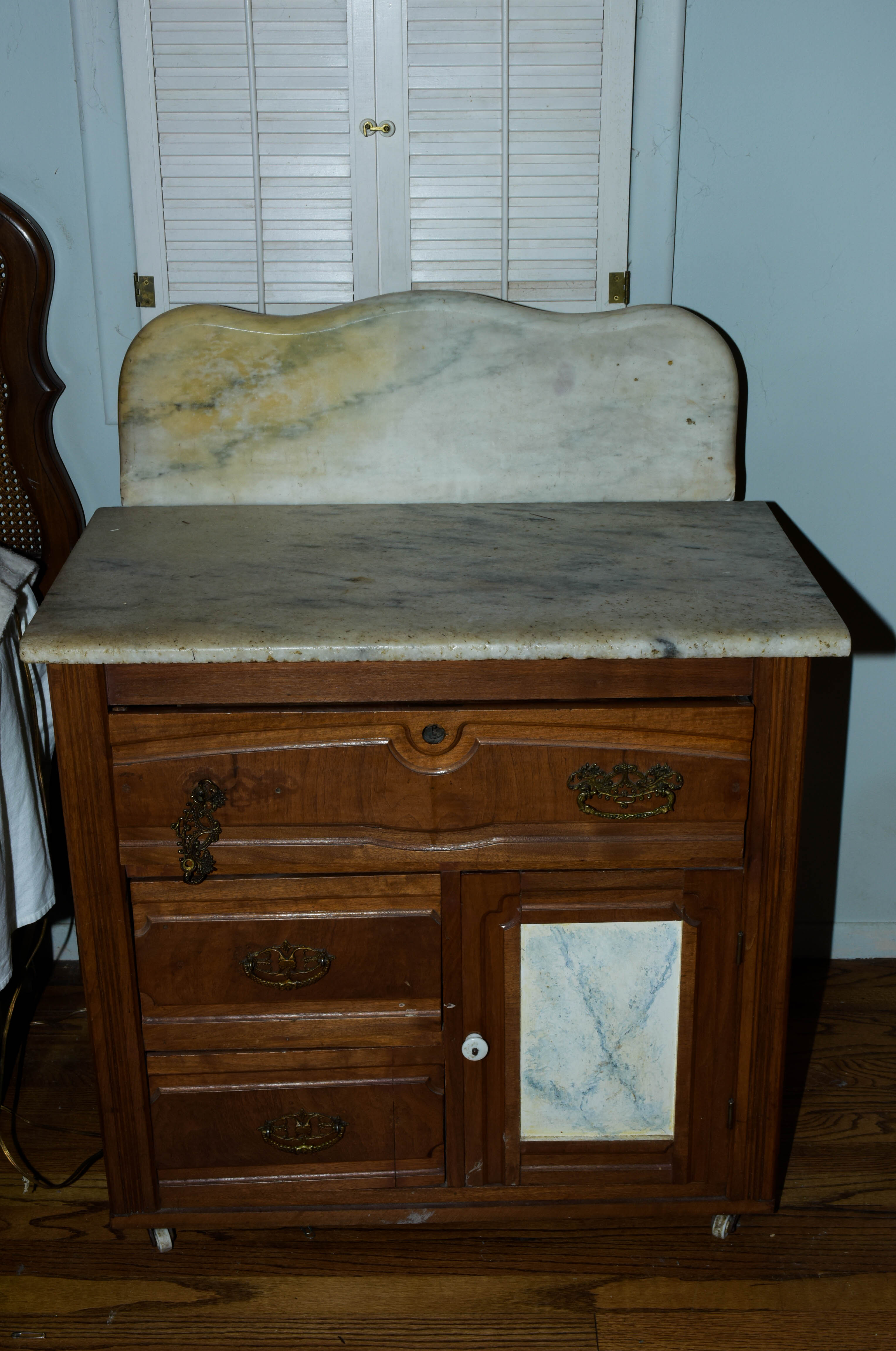 Antique Marble Wash Stand