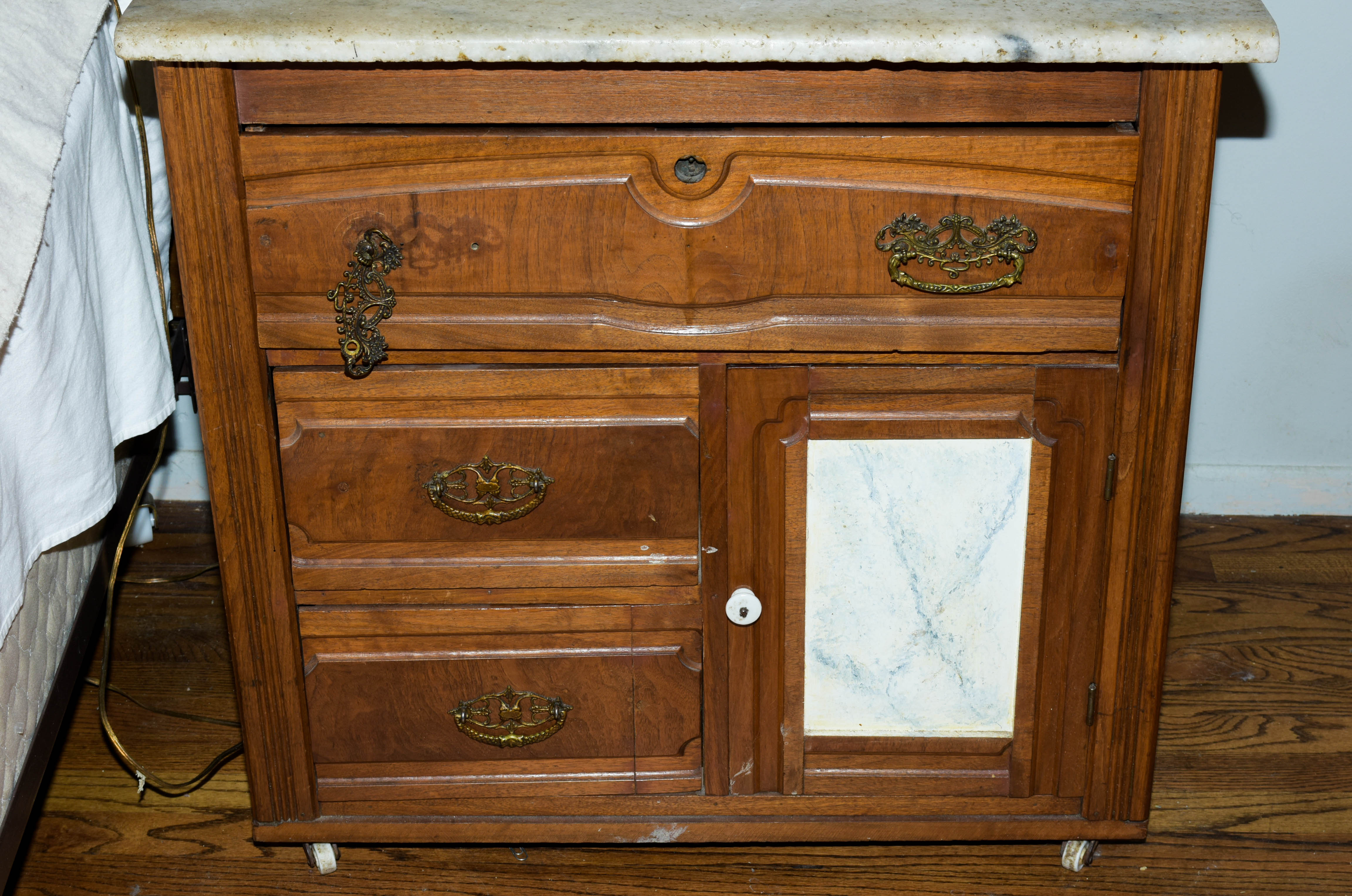 Antique Marble Wash Stand