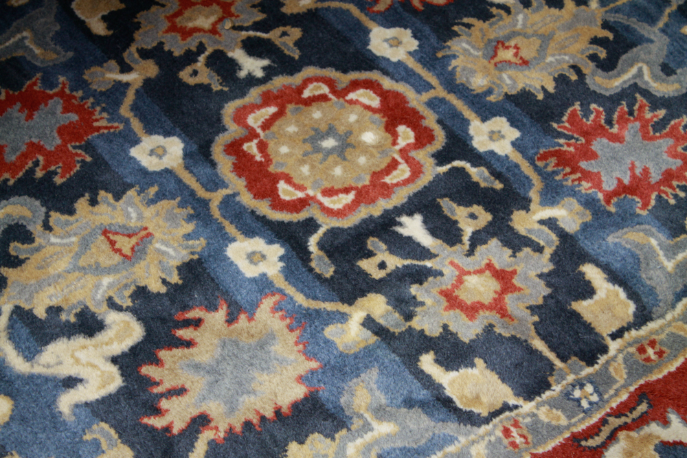 Contemporary Tufted Wool Area Rug