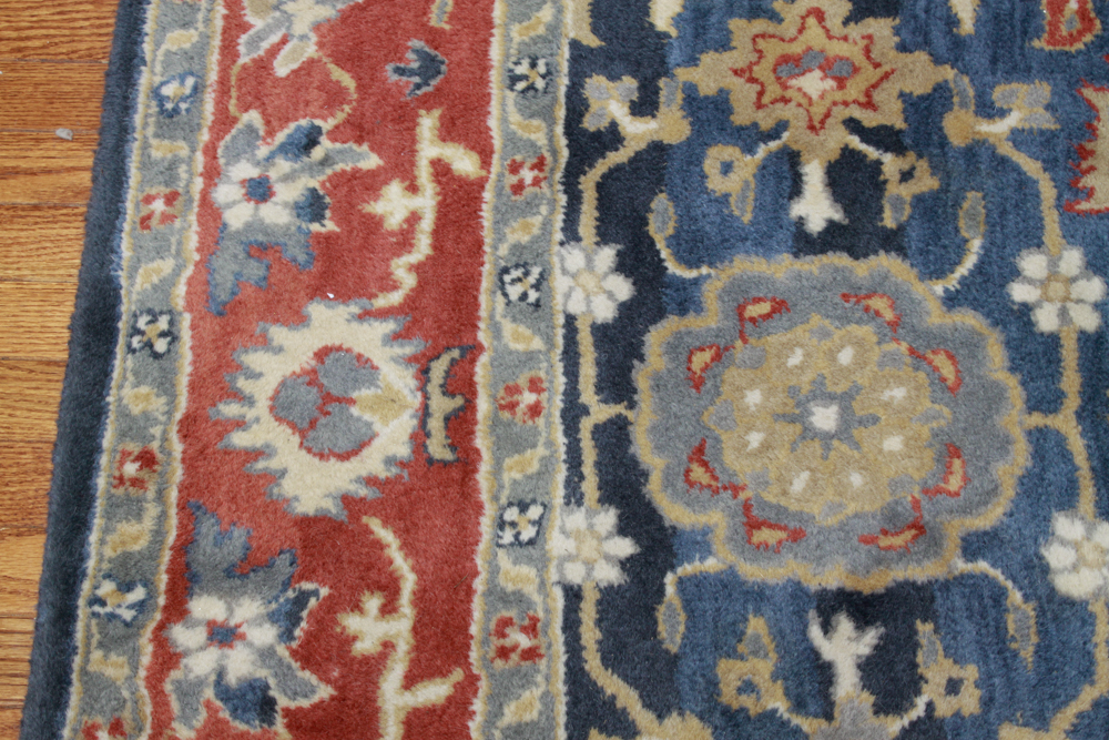 Contemporary Tufted Wool Area Rug