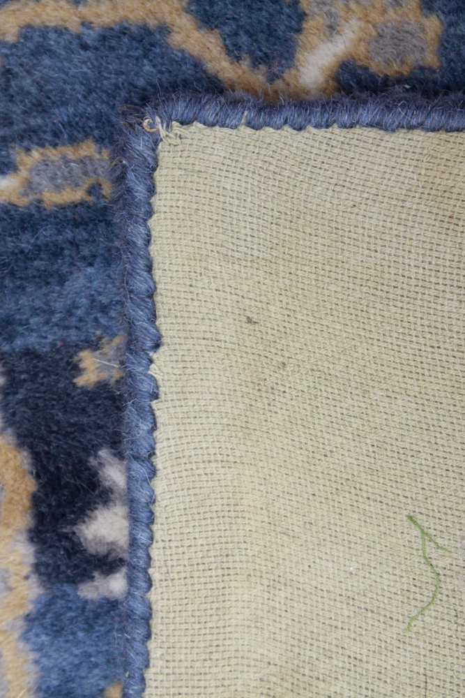 Contemporary Tufted Wool Area Rug