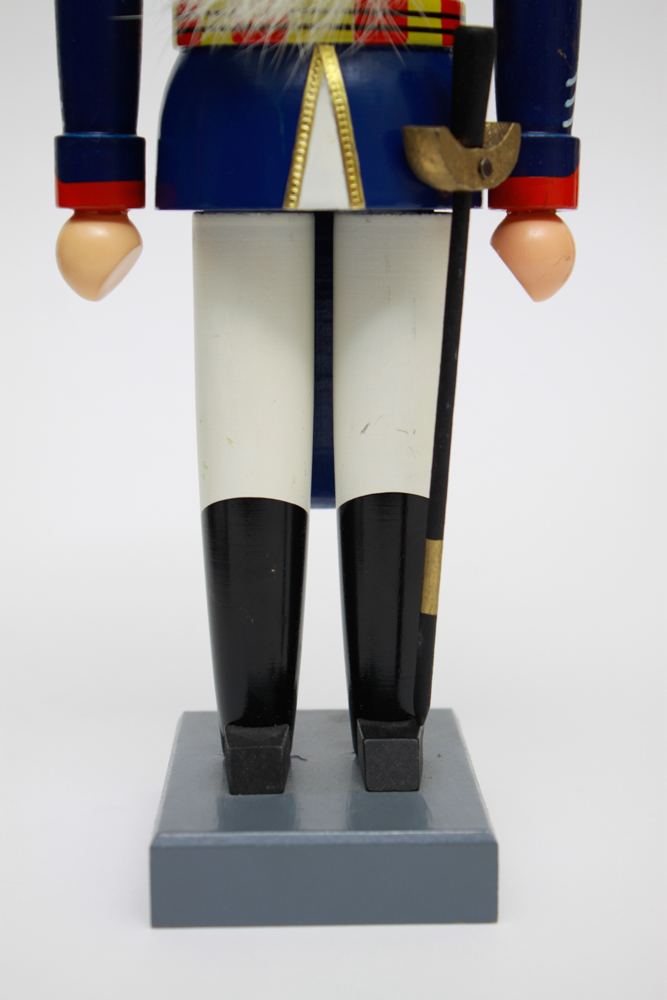 Collection of Erzgebirgische Volkskunst Nutcrackers