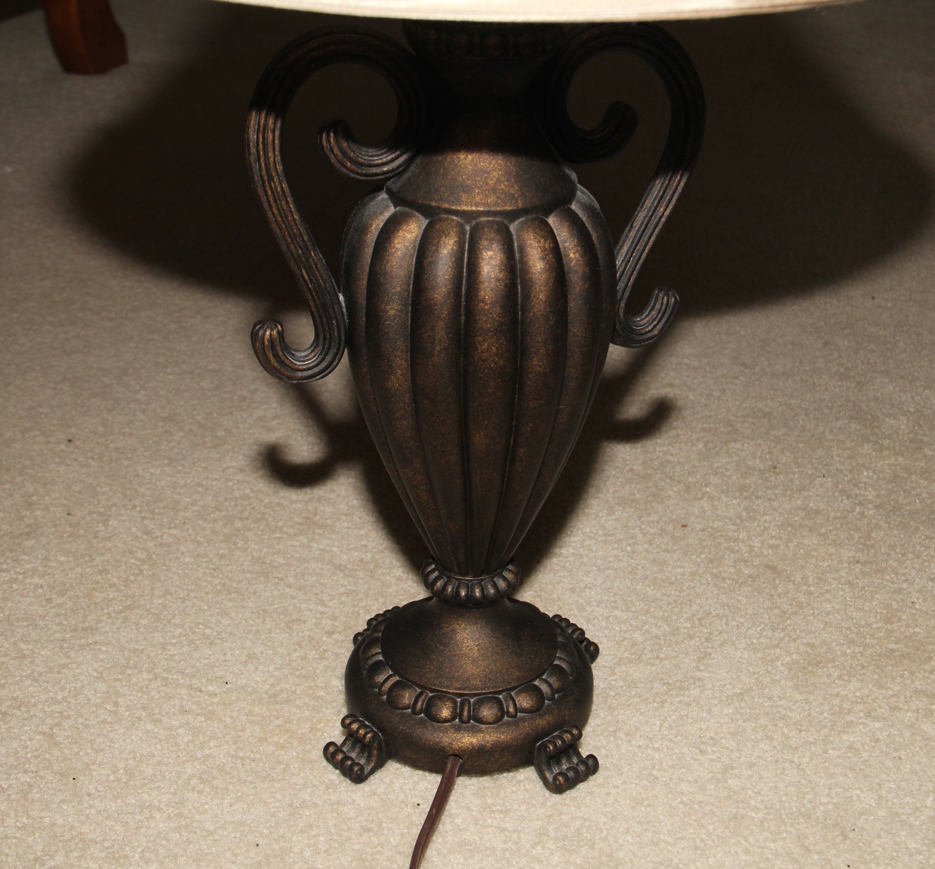 Bronze Tone Metal Urn Lamp
