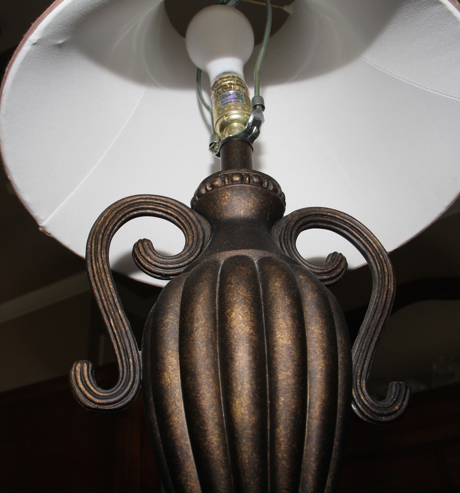 Bronze Tone Metal Urn Lamp