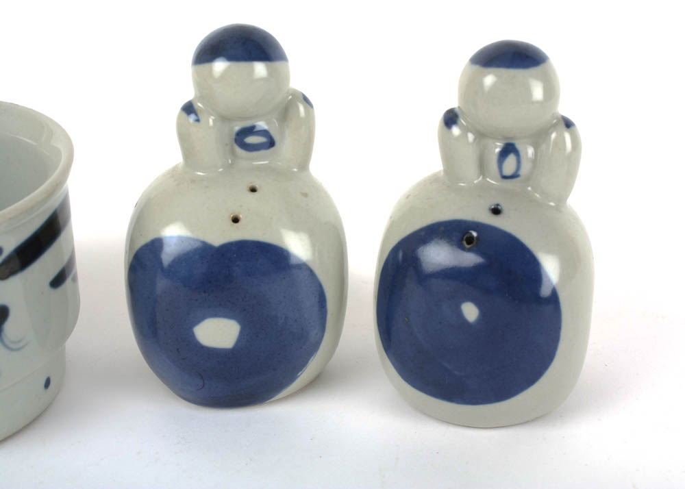 Iron Mountain Stoneware Pieces in Martha's Flowers and Lookout Mountain Patterns