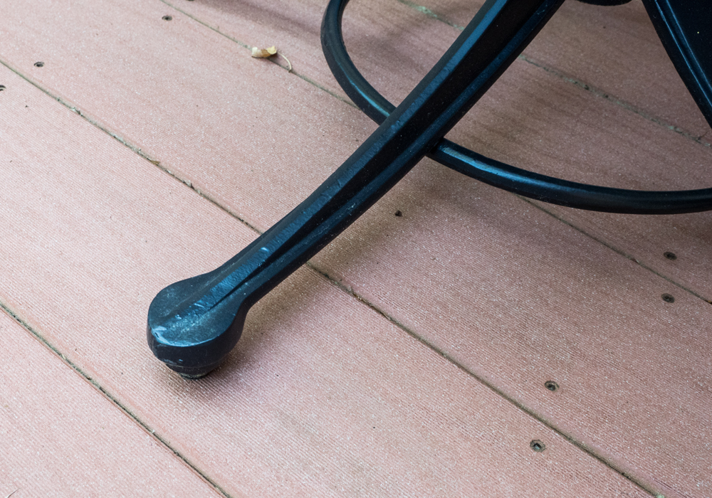 Outdoor Café Table and Chairs