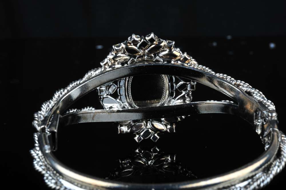 Vintage Hobé Silver Plated Cameo Bangle Bracelet