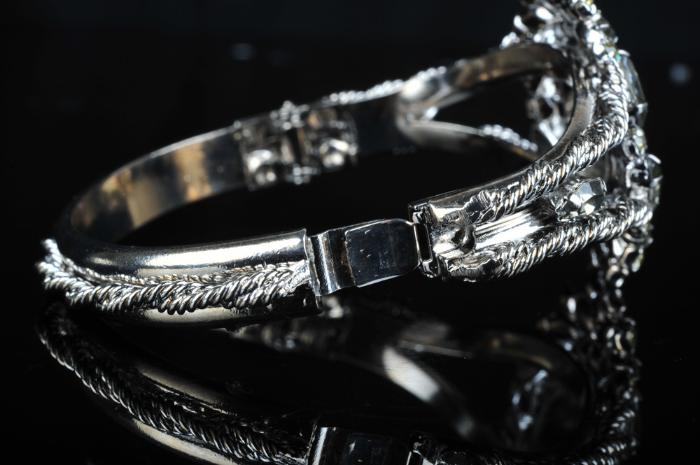 Vintage Hobé Silver Plated Cameo Bangle Bracelet