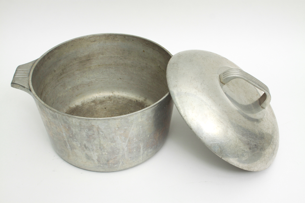 Thirteen Piece Vintage Magnalite Cookware Set