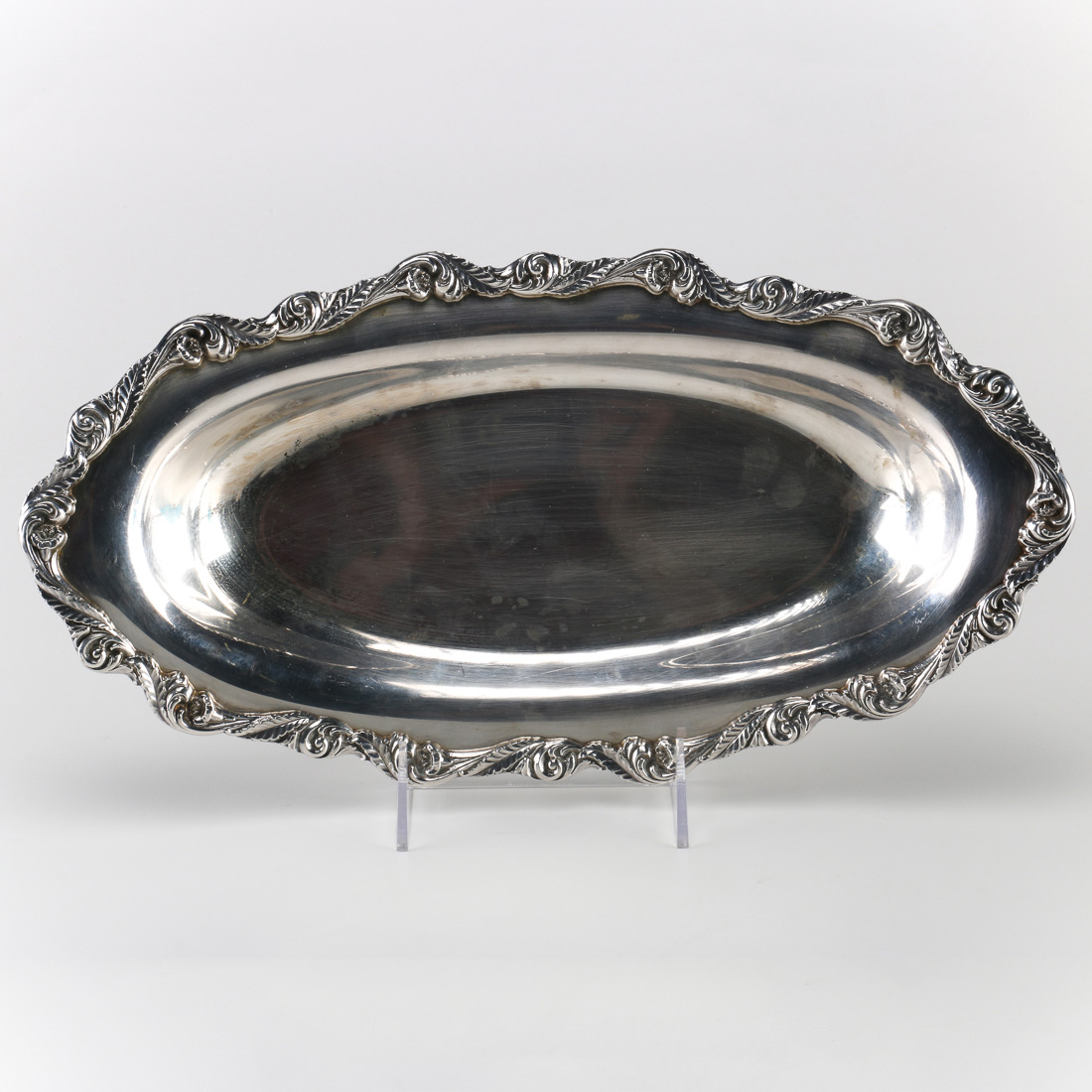 Wilcox and International Silver Co "Saybrook Manor" Bread Tray