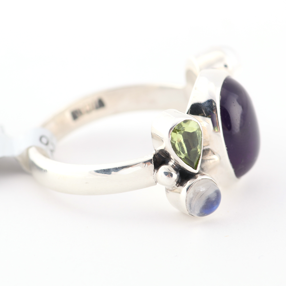 Sterling Silver and Moonstone Ring