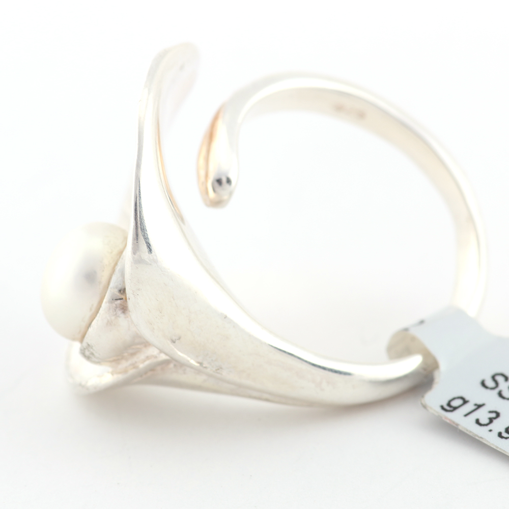 Sterling Silver and Pearl Calla Lily Ring