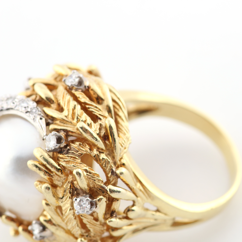 18K Yellow Gold Ring with a Mabe Pearl and Diamond Accents