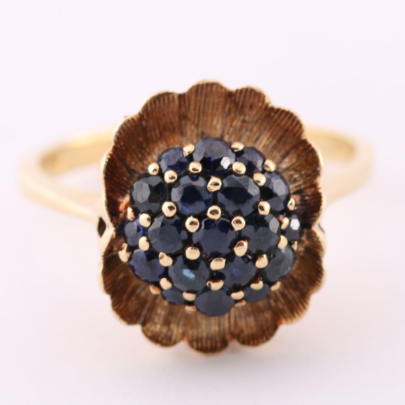 1950s 18K Gold and Black Sapphire Cocktail Ring