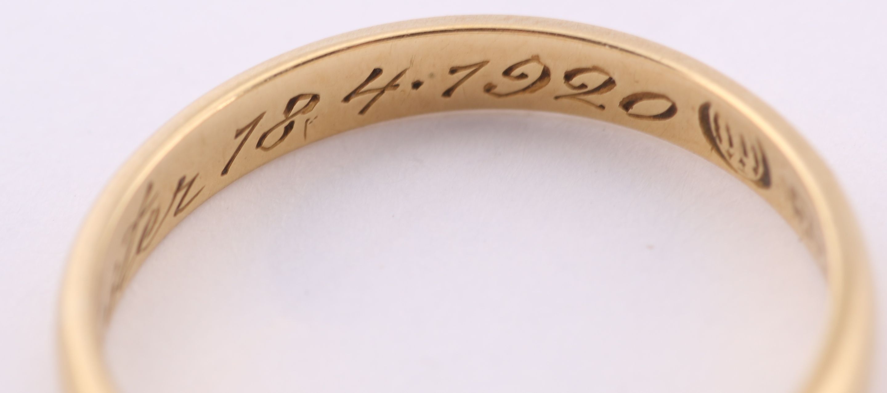 18K Yellow Gold and Diamond Wedding Set