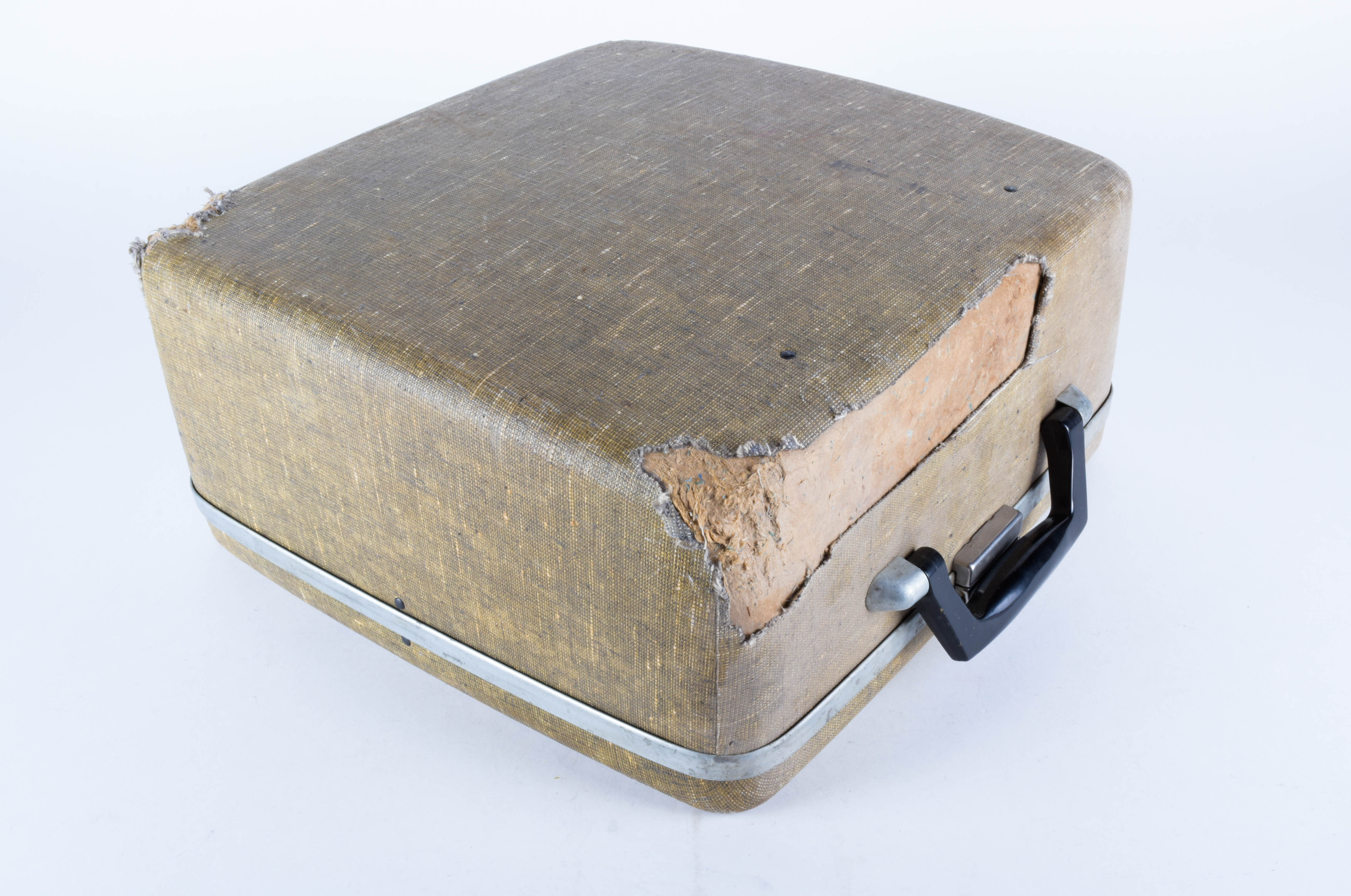 Vintage Royal Quiet De Luxe Typewriter