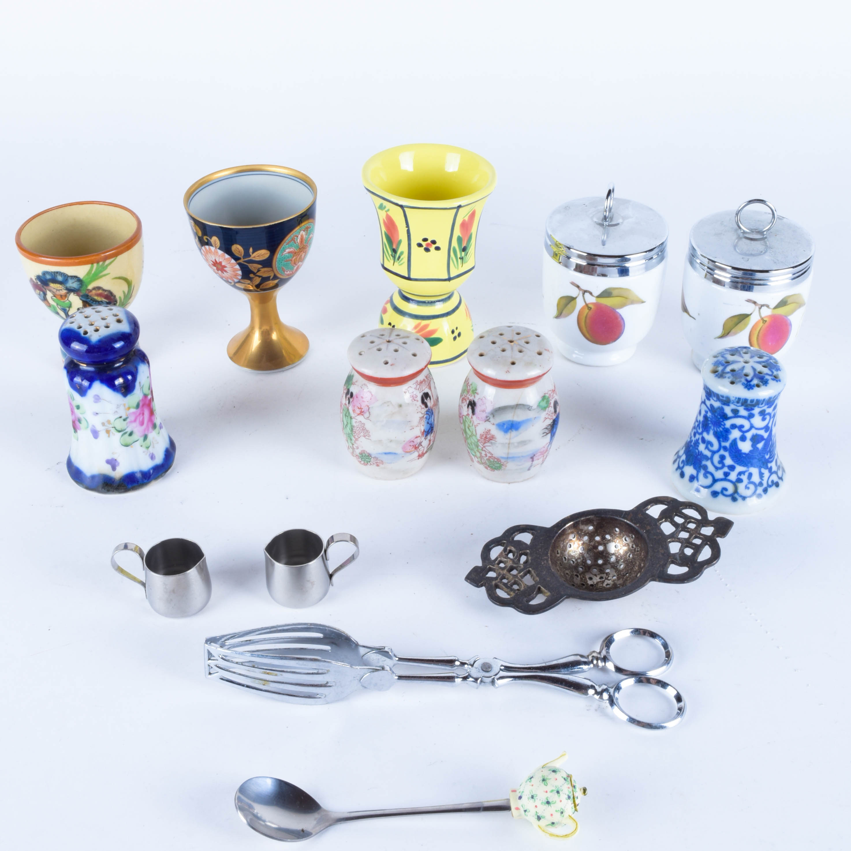 Collection of Kitchenware