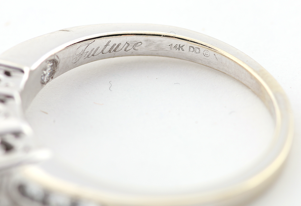 1.00 CTW Princess Cut Diamond and 14k White Gold RIng