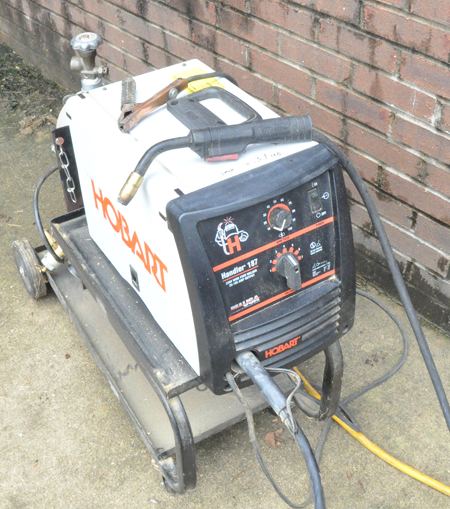 Hobart Handler 187 Wire Free Welder