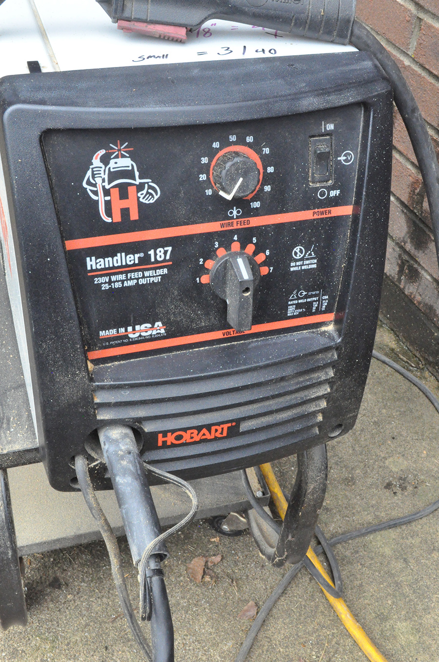 Hobart Handler 187 Wire Free Welder