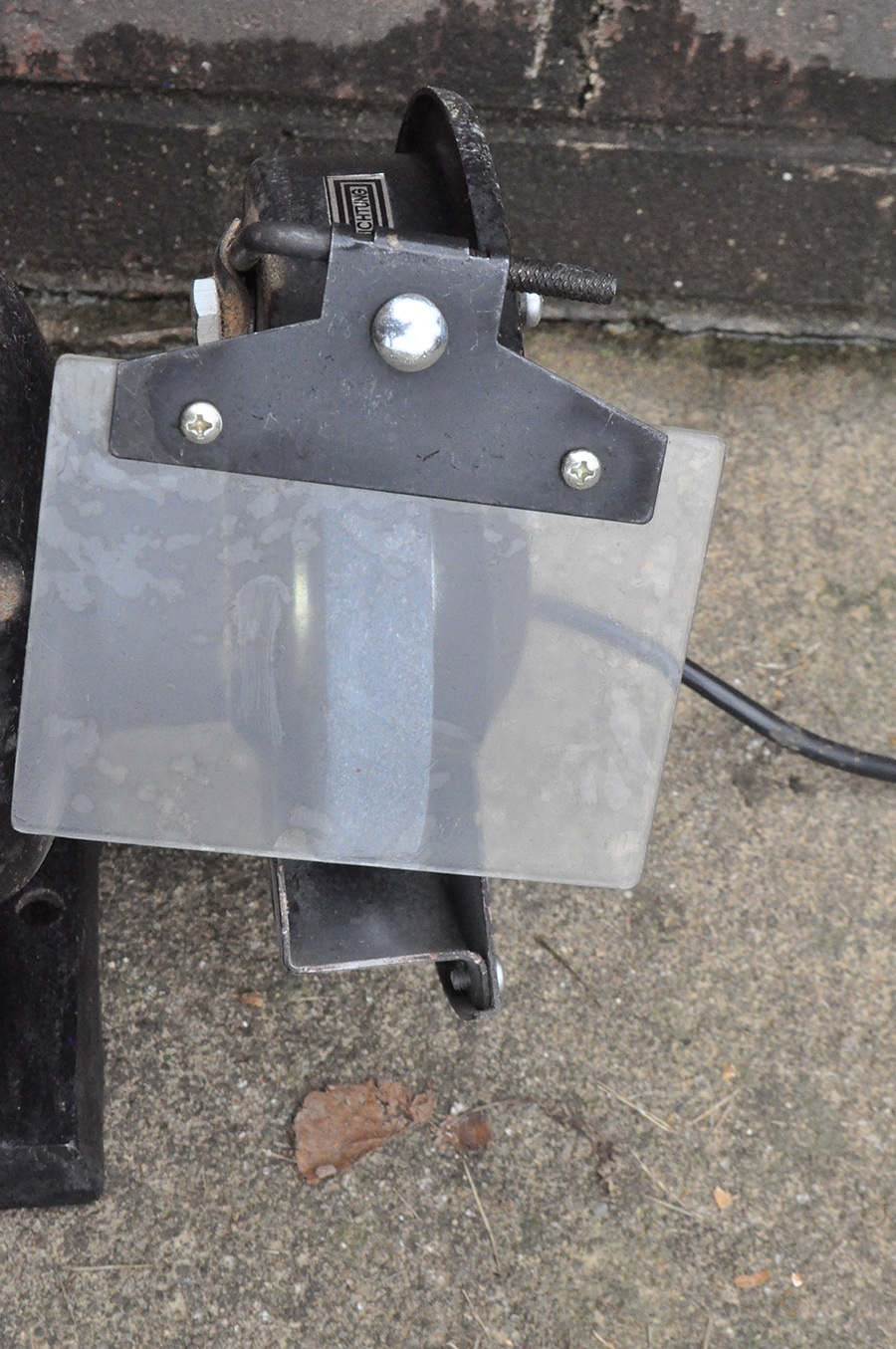 Central Machinery Heavy Duty All Ball Bearing Bench Grinder