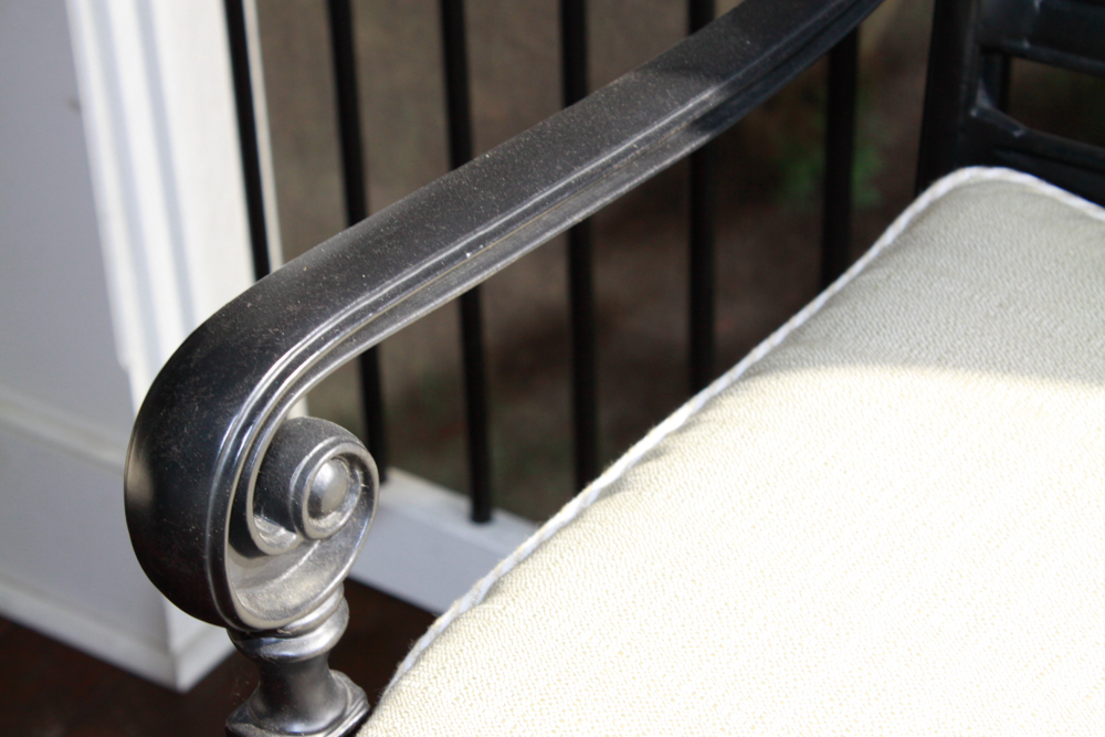 Frontgate Outdoor Furniture Set