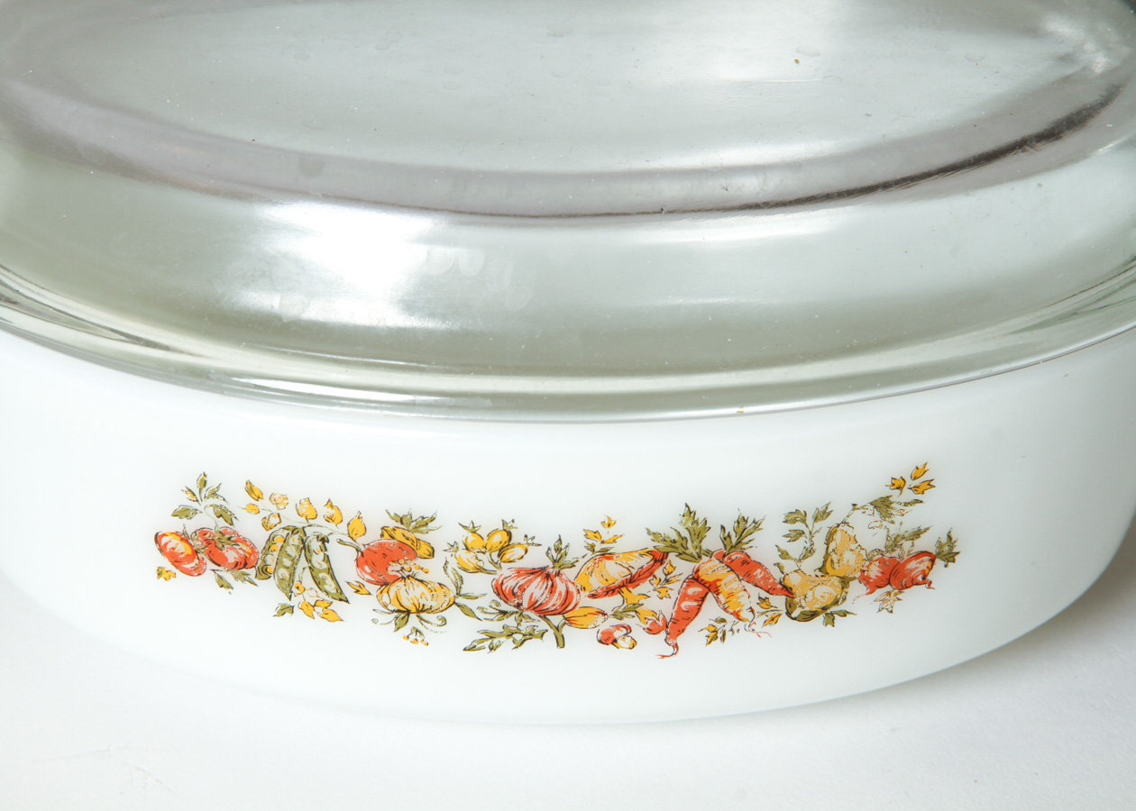 Collection of Vintage Pyrex Kitchenware