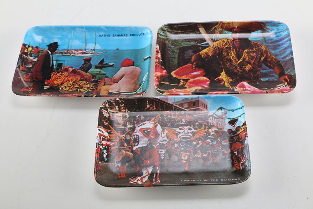 Assortment of Bar Themed Memorabilia