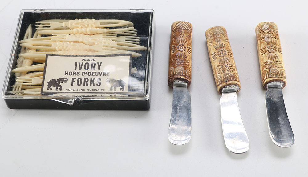 Assortment of Bar Themed Memorabilia