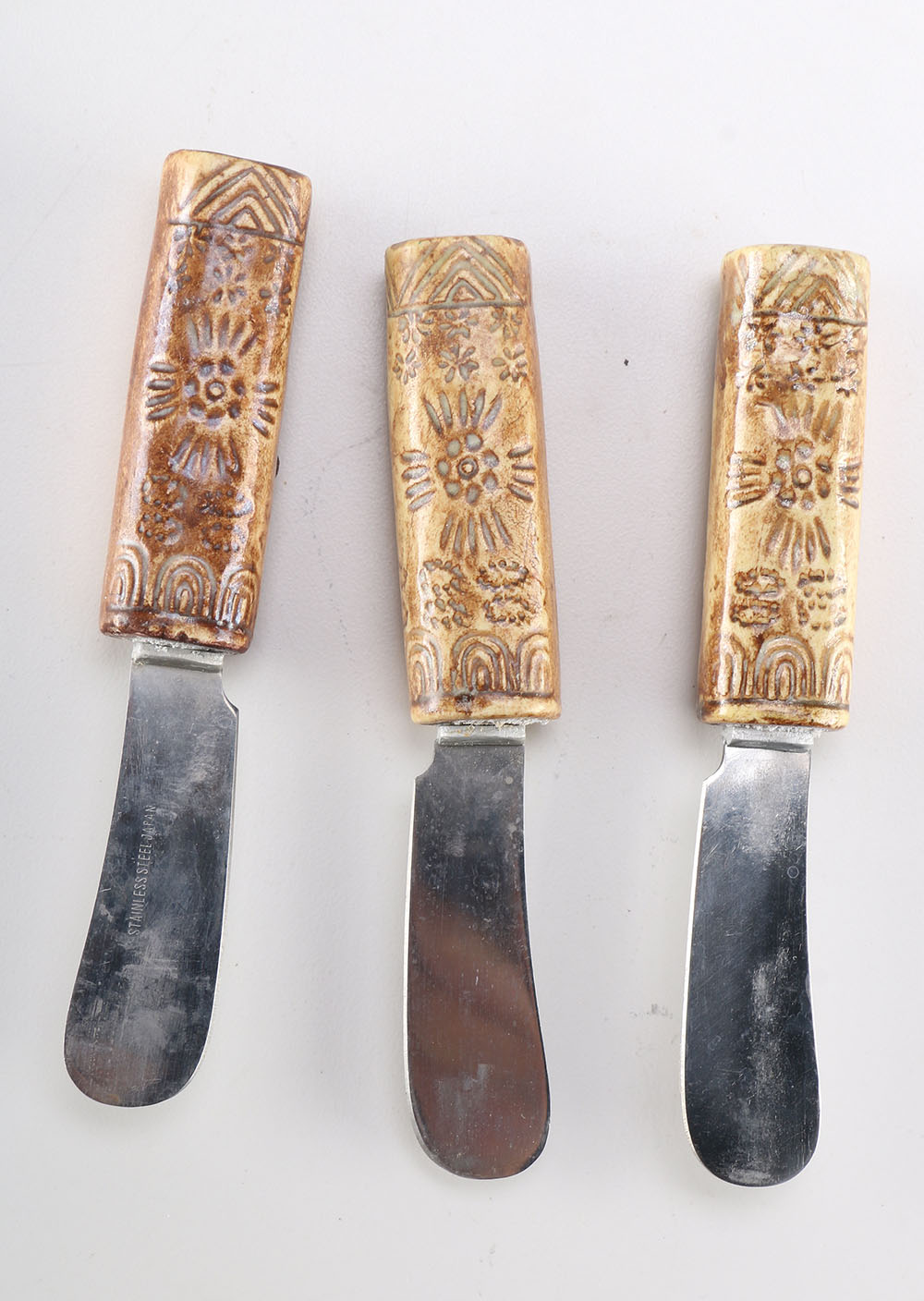 Assortment of Bar Themed Memorabilia