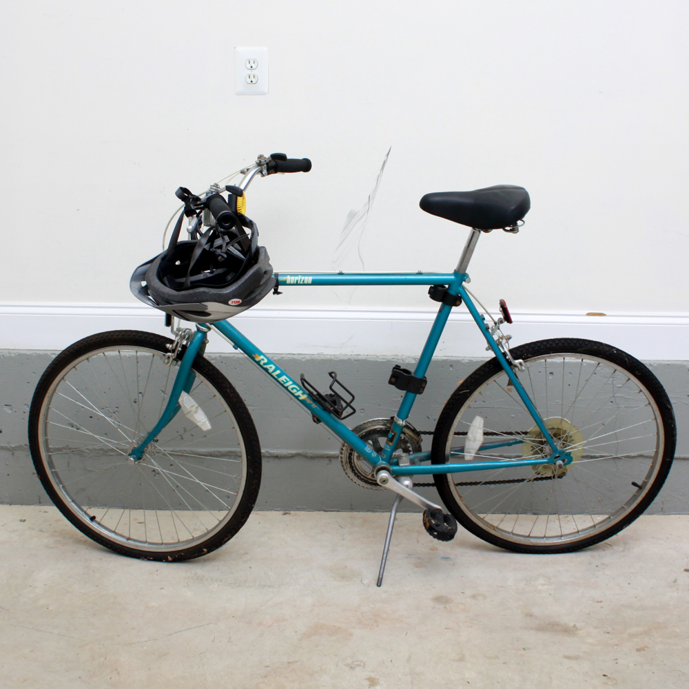 Vintage Raleigh Sort Horizon Bicycle with Helmet