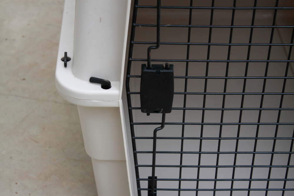 Plastic Dog Carrier for Medium Small Dog