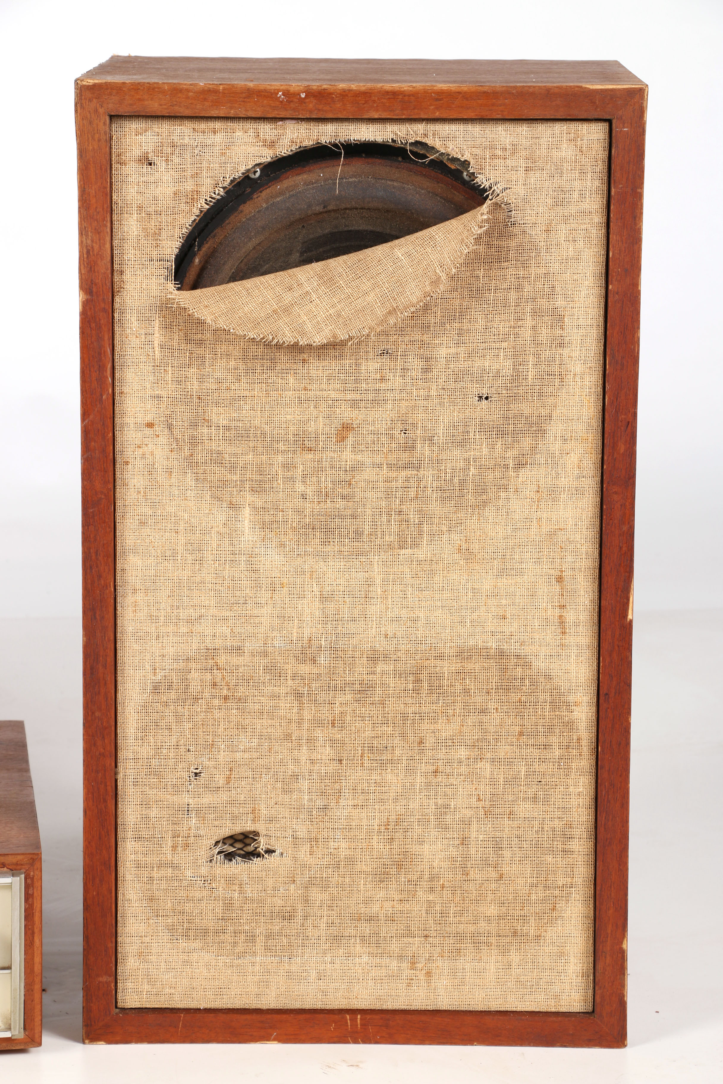 Vintage Sherwood Electronics S-8800 Receiver and Speaker Cabinet