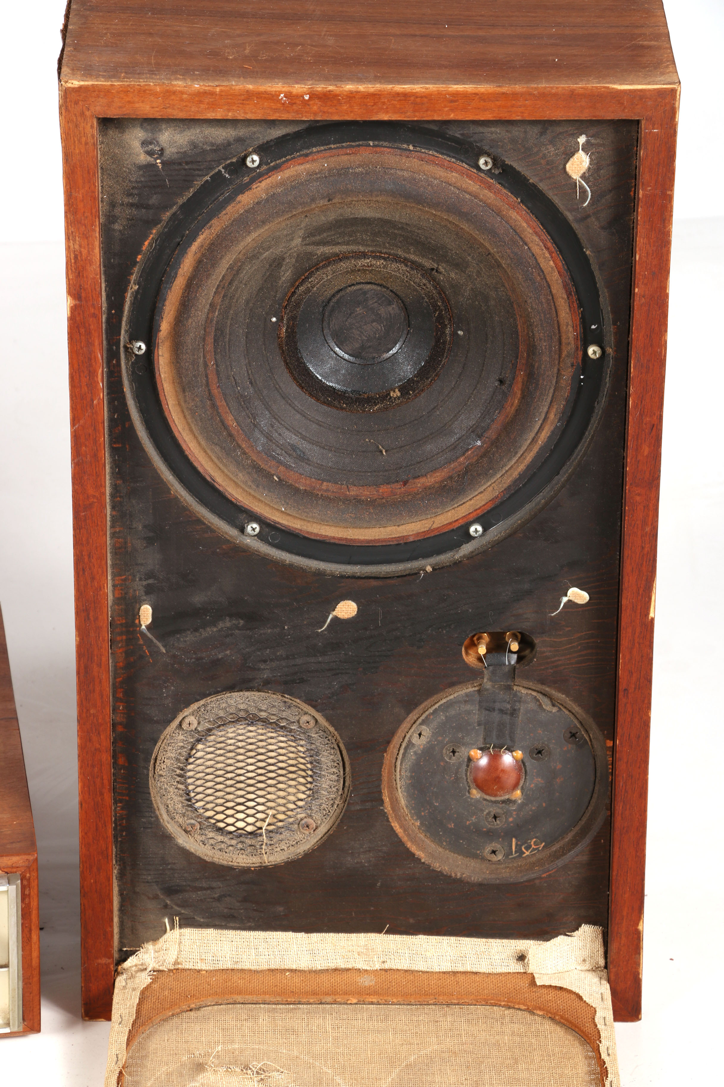 Vintage Sherwood Electronics S-8800 Receiver and Speaker Cabinet