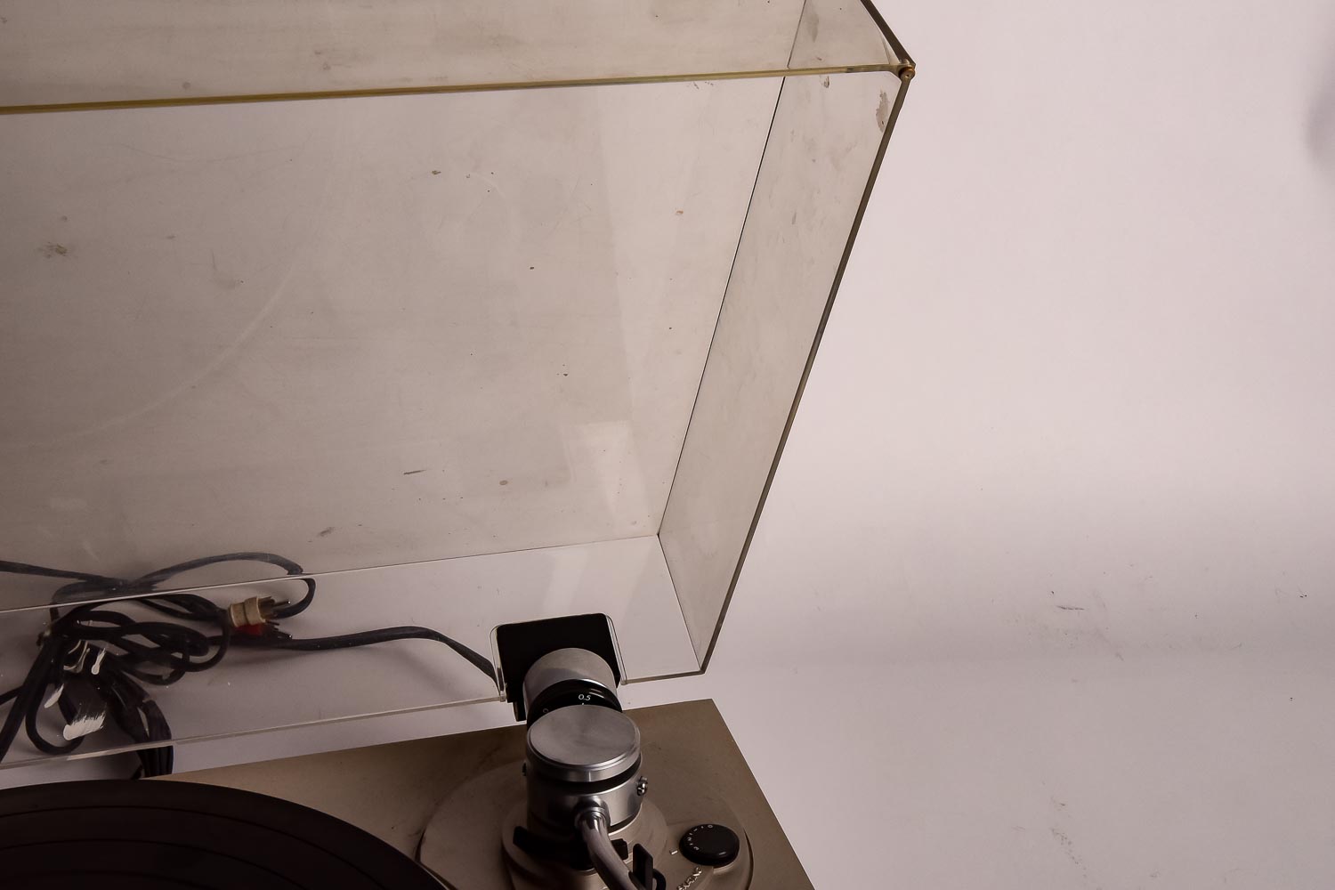 JVC Auto-Return Turntable