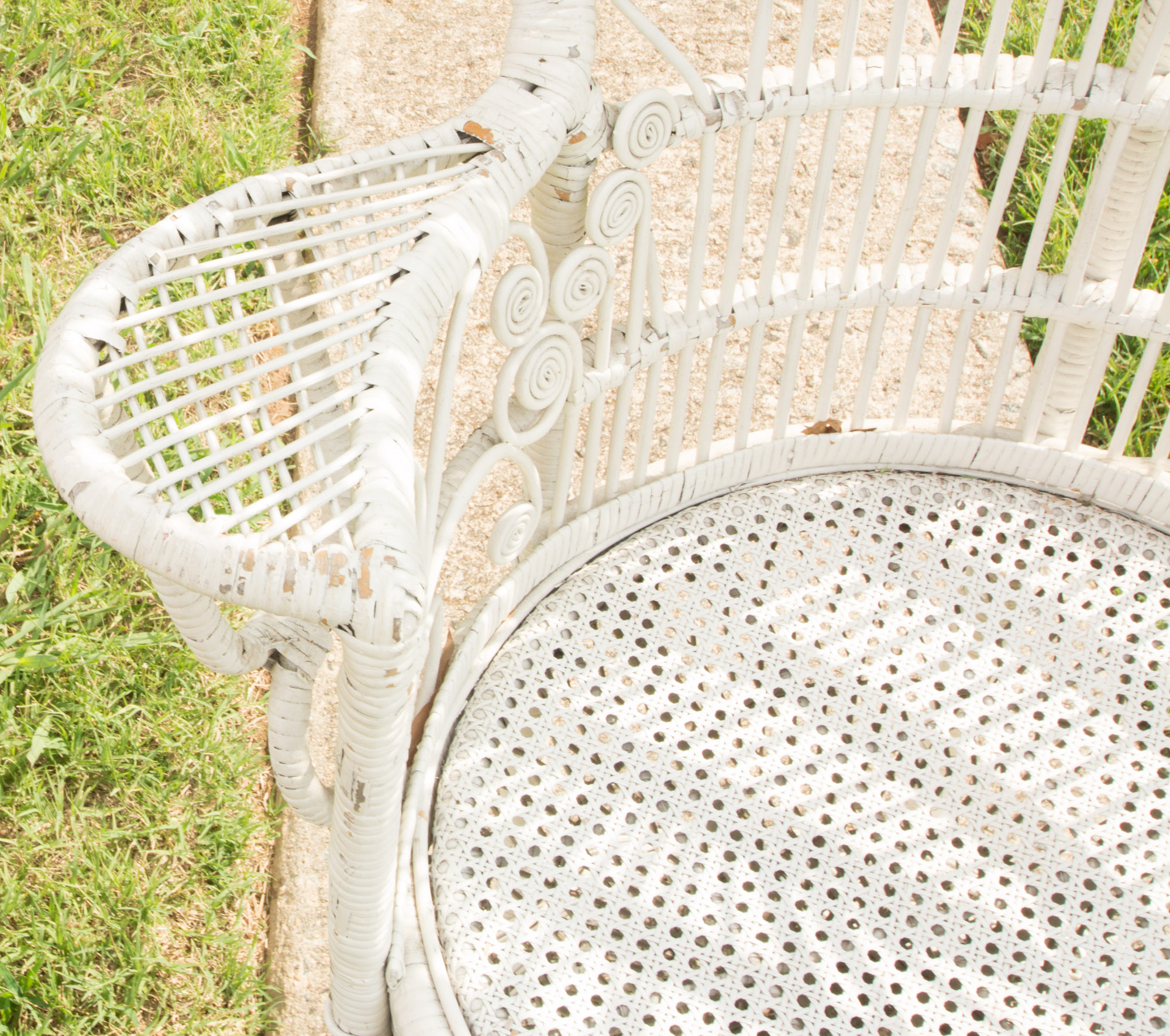 White Wicker Peacock Fan Back Chair