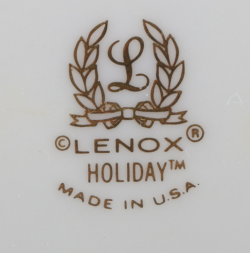 Lenox "Holiday" Dish set