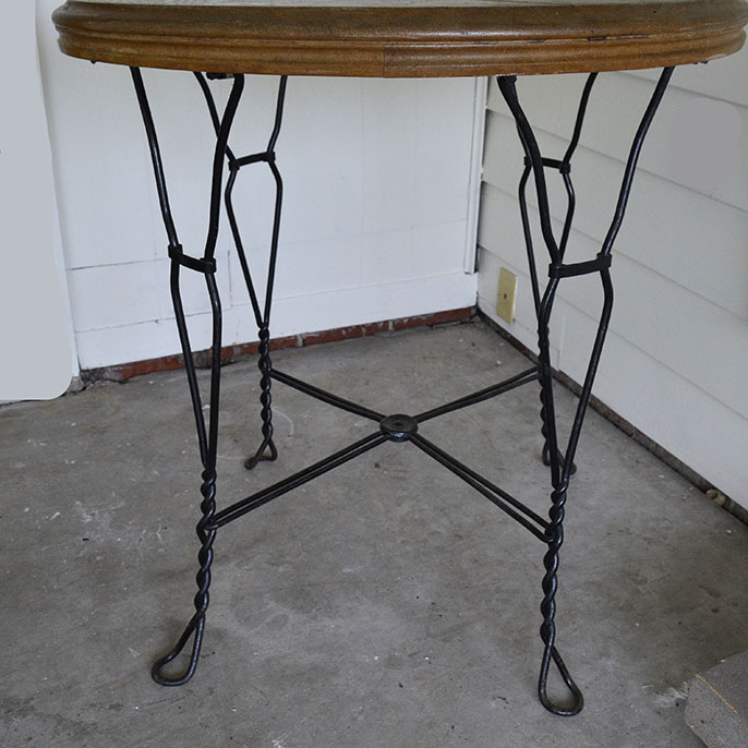 Ice Cream Parlor Table and Chairs