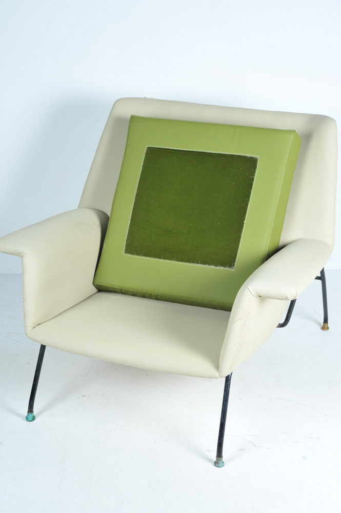 Mid-Century Modern Italian Version of the Womb Chair