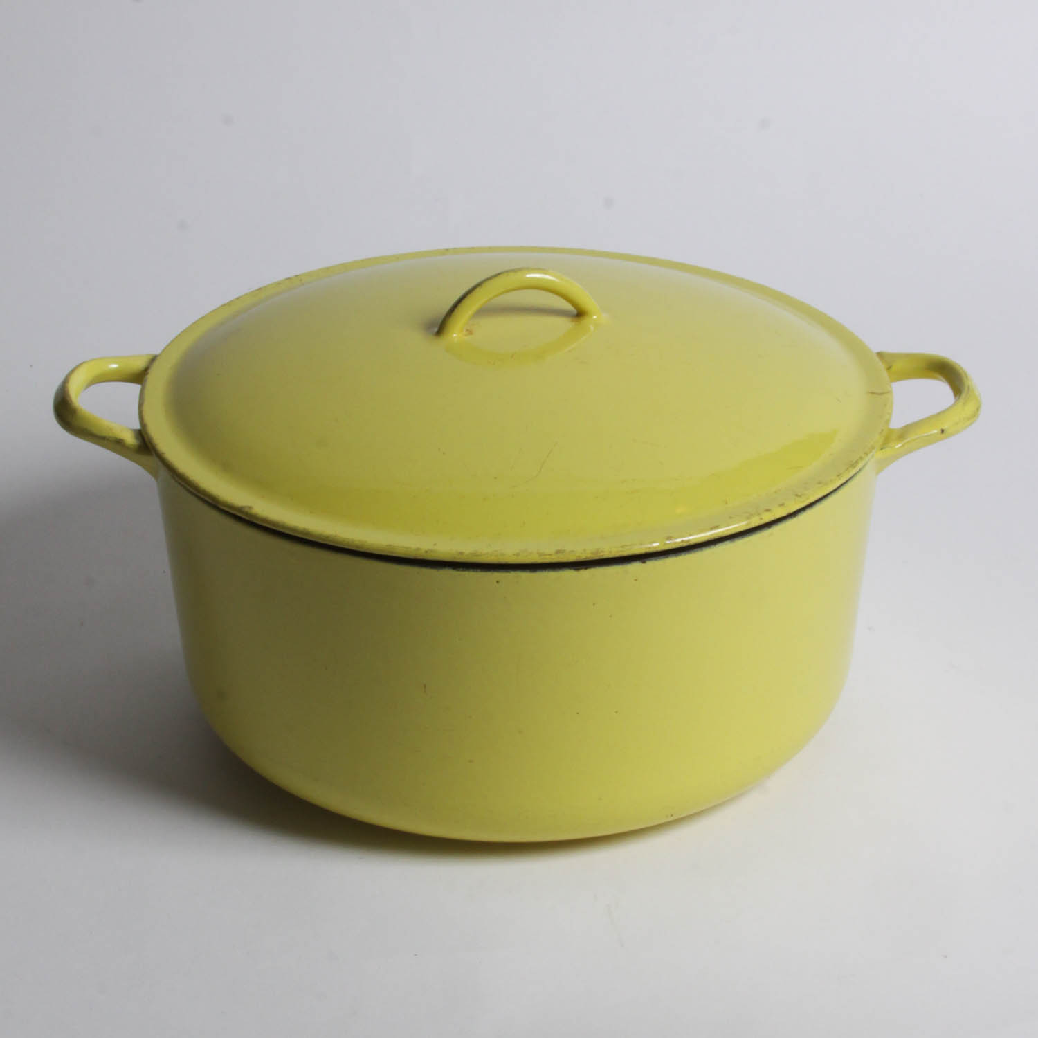 Vintage Descoware Cast Iron Dutch Oven